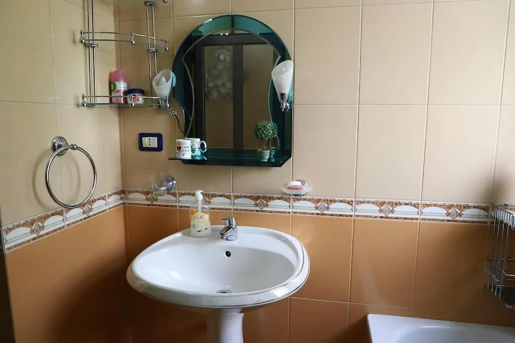 Toni Apartment Berat 0*,