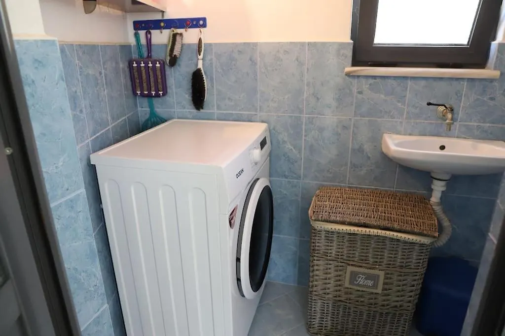 Semesterbostad Toni Apartment Berat