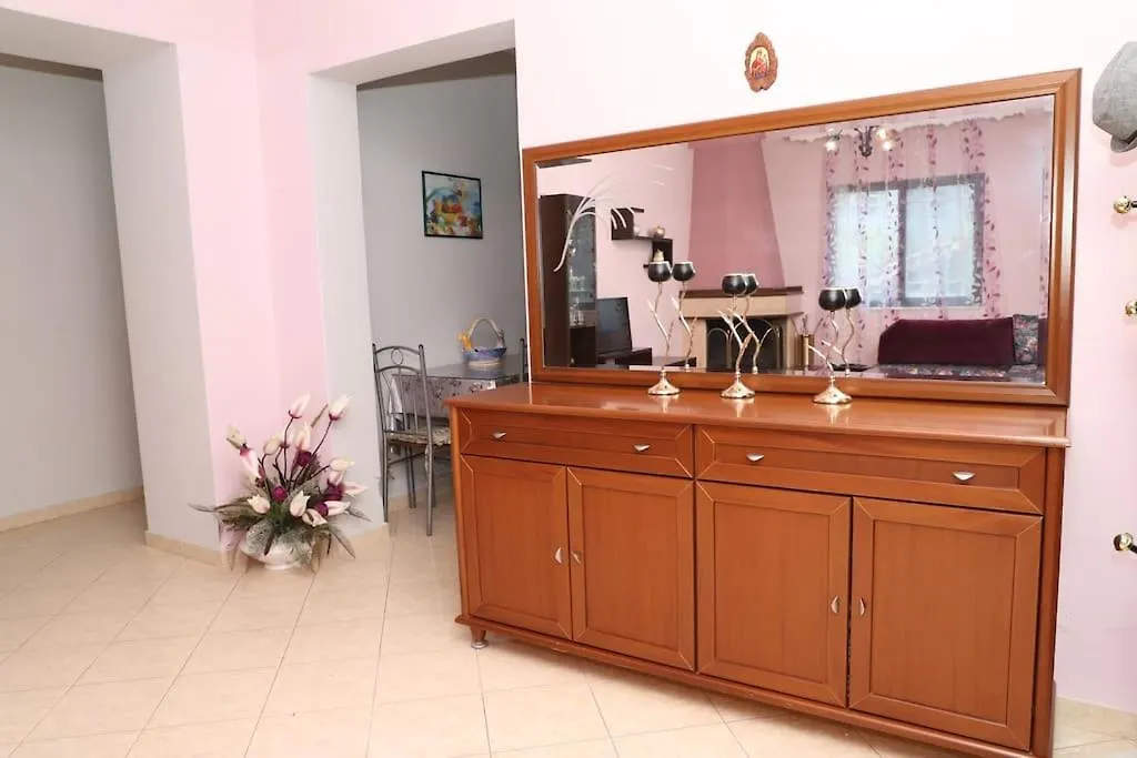 Semesterbostad Toni Apartment Berat Albanien